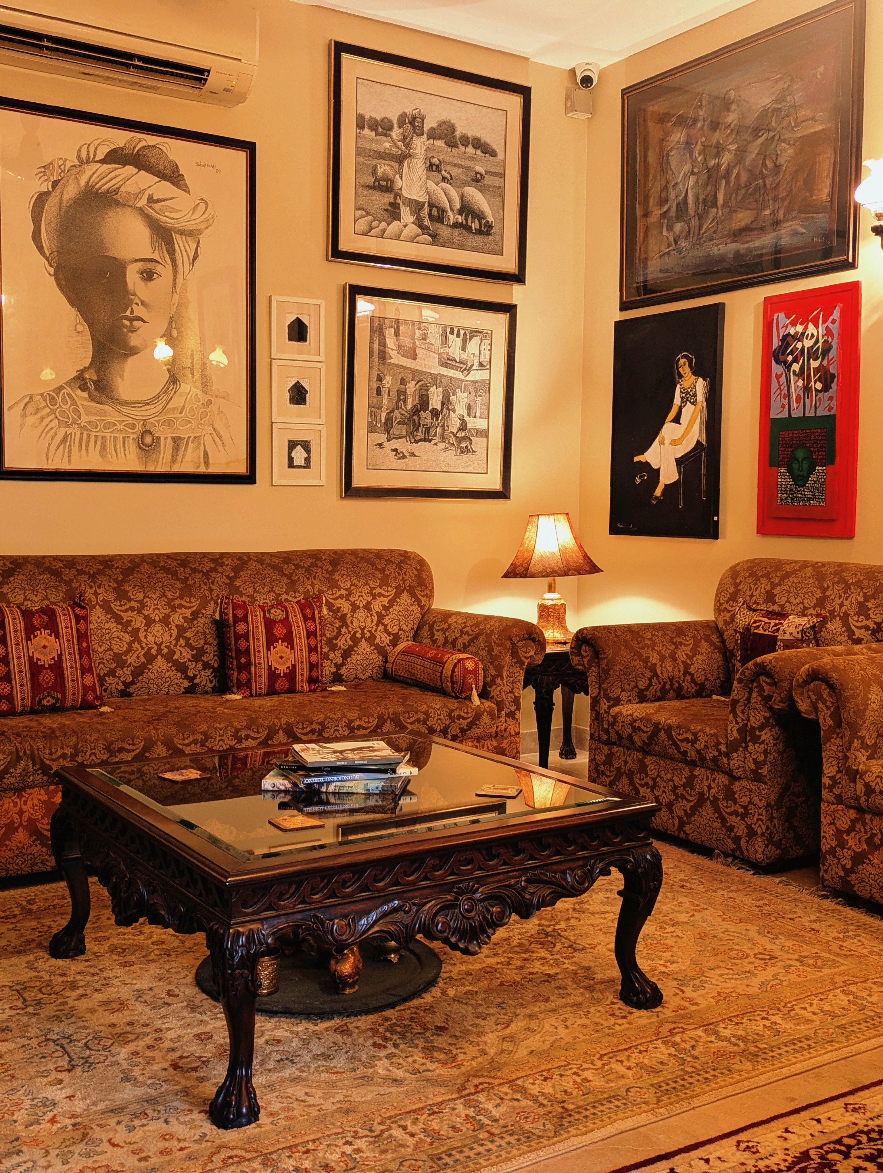 Mandakini House - Staycation and Travel Stays