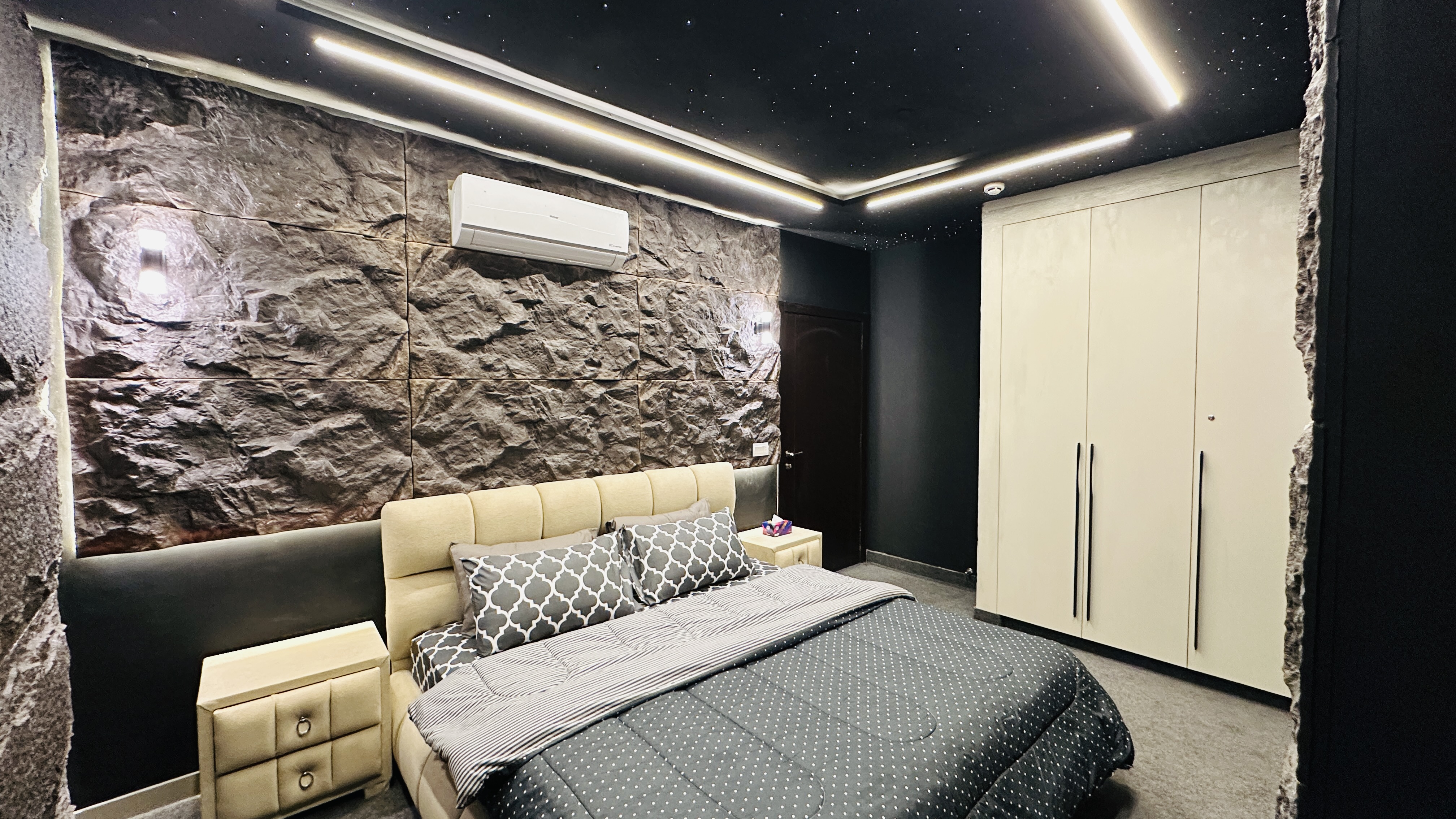 Luxury Premium 1 Bhk Stary Lights Apartment in Gulberg
