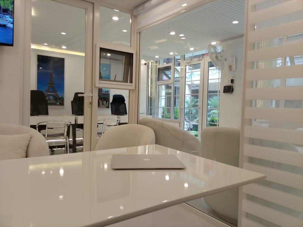 Modern Luxury Office