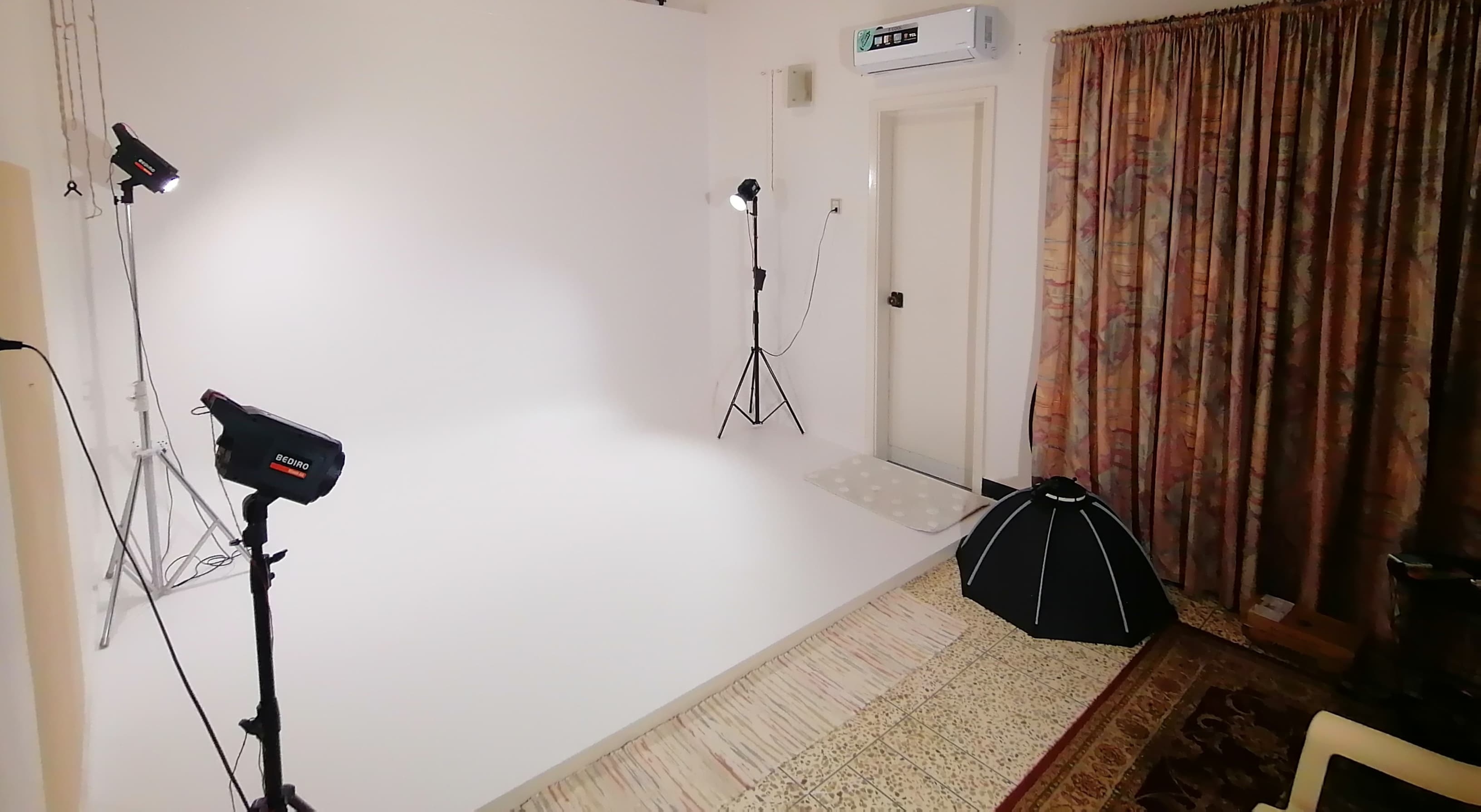 Cozy photography Studio