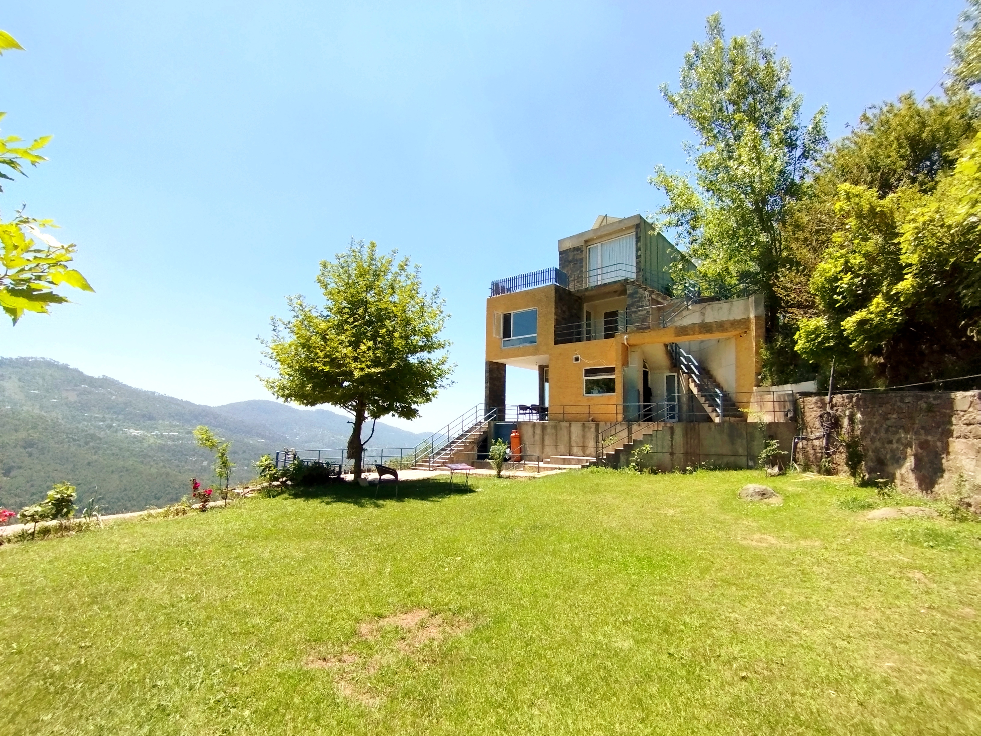 Luxe Studio | Mountain View | Murree