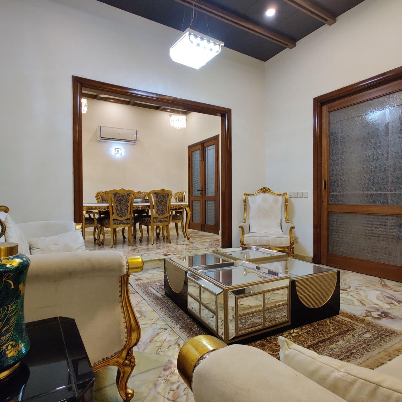 Modern home for Stay & Professional Shoots