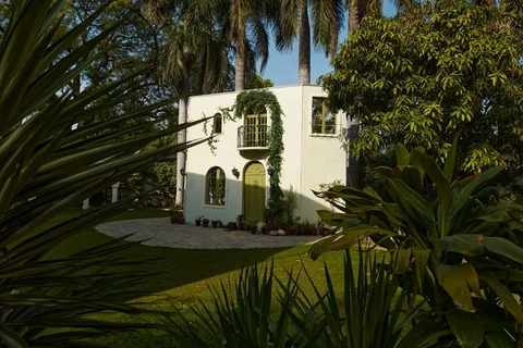 13 Studios & Production House, Lahore