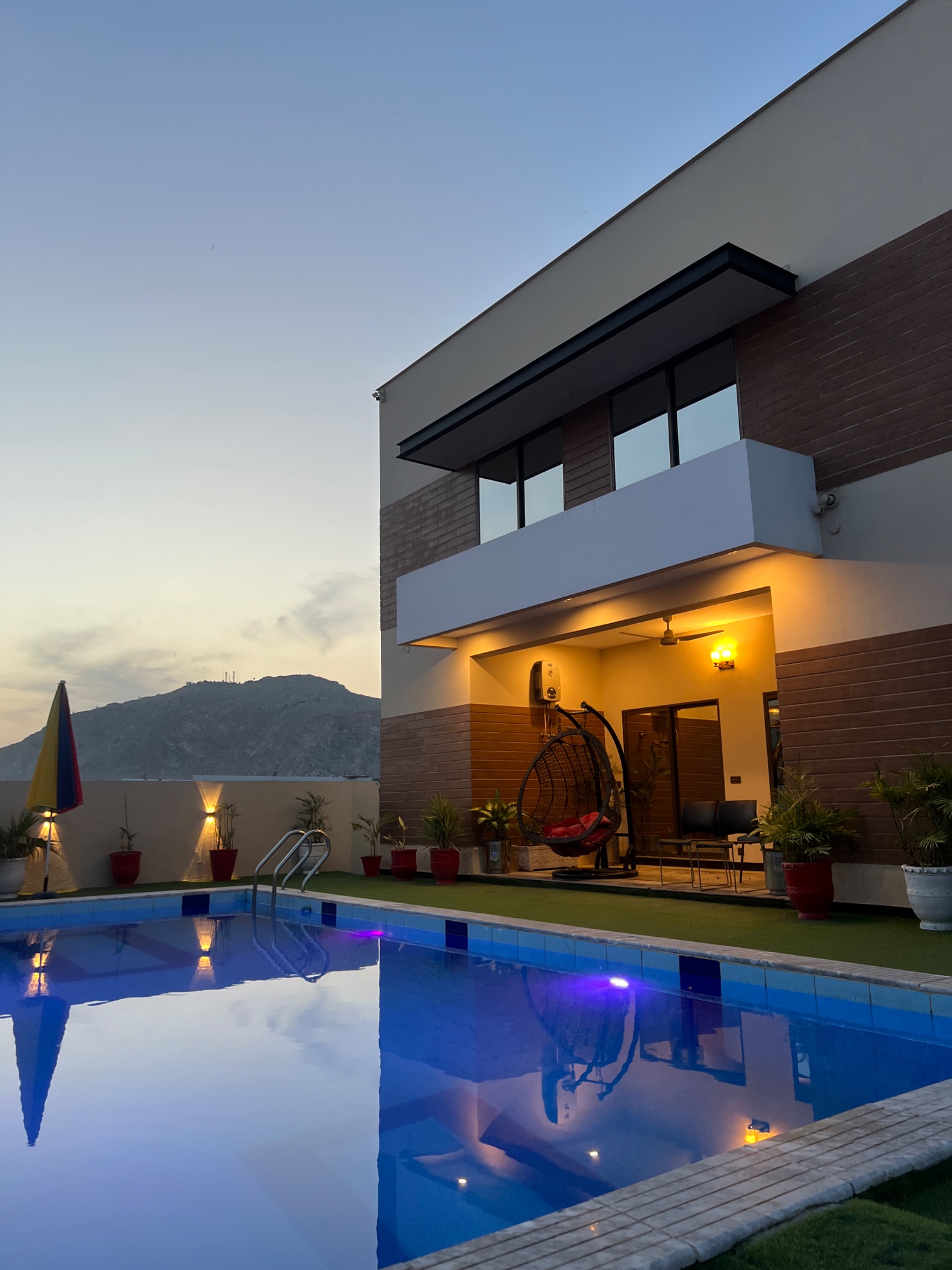 The Heavens | 10 Kanal Farmhouse