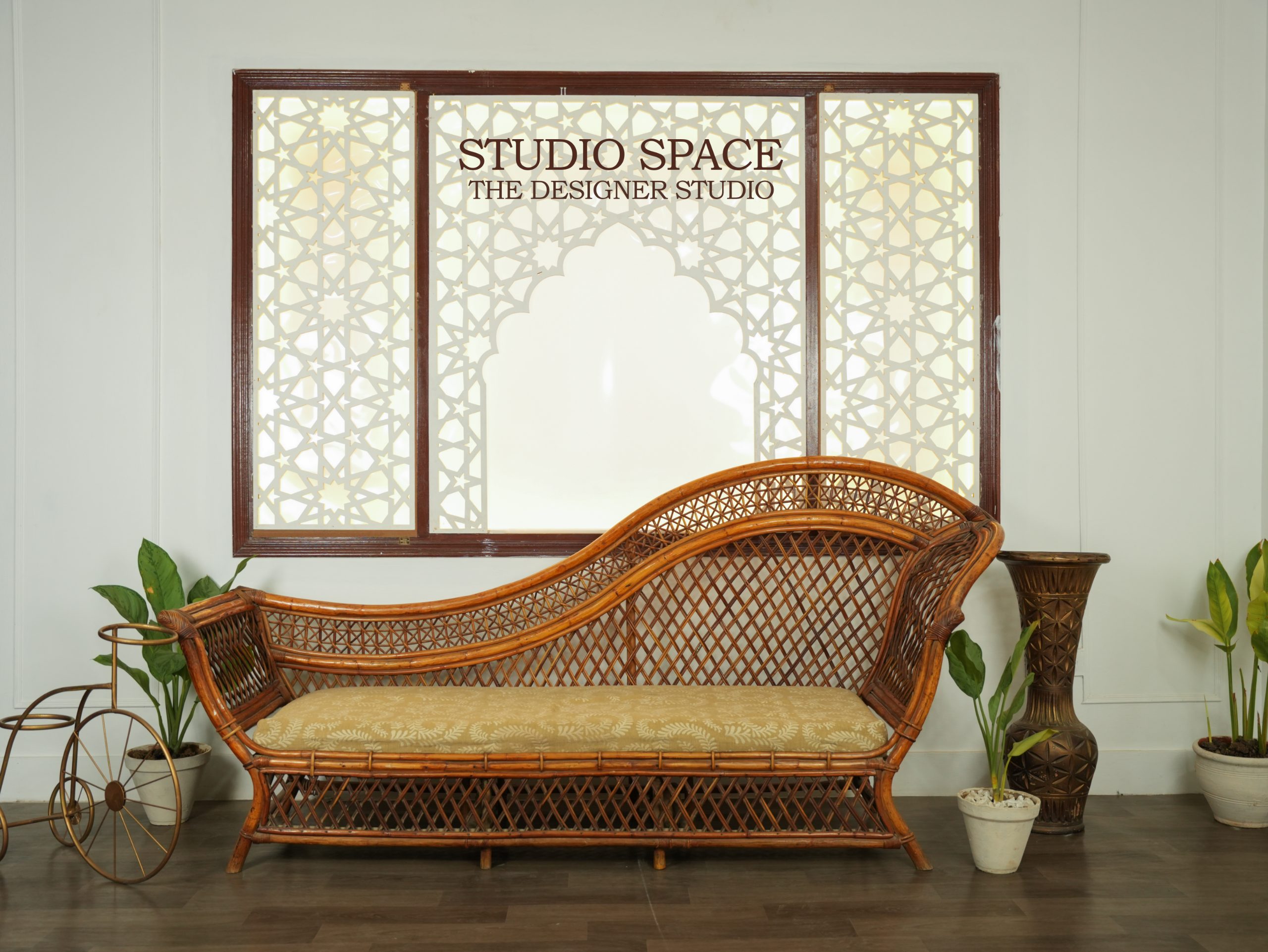 Premium Indoor Studio & Creative Sets for Photography, Video Production & Content Creations