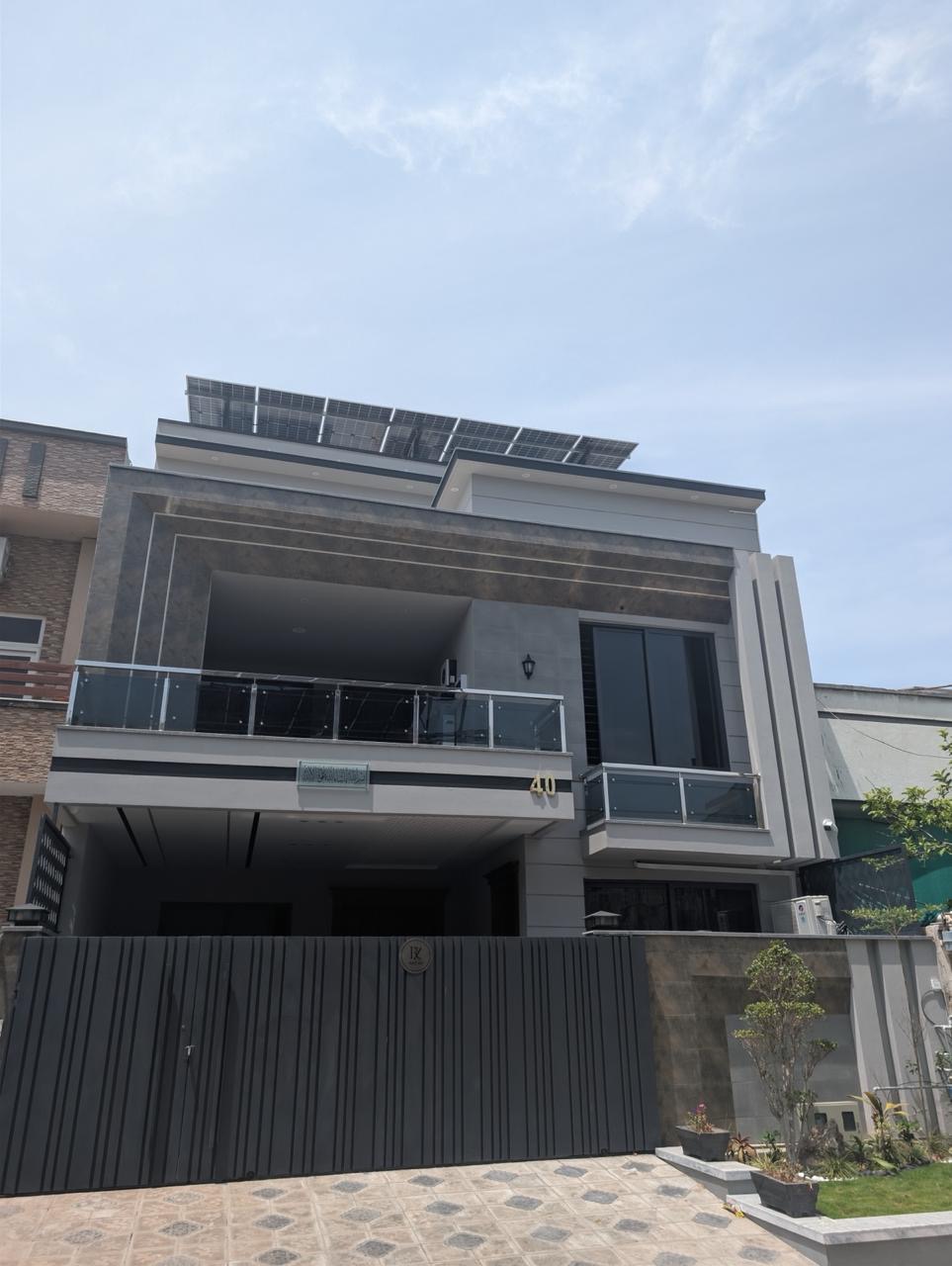 entire entity of 2 floors