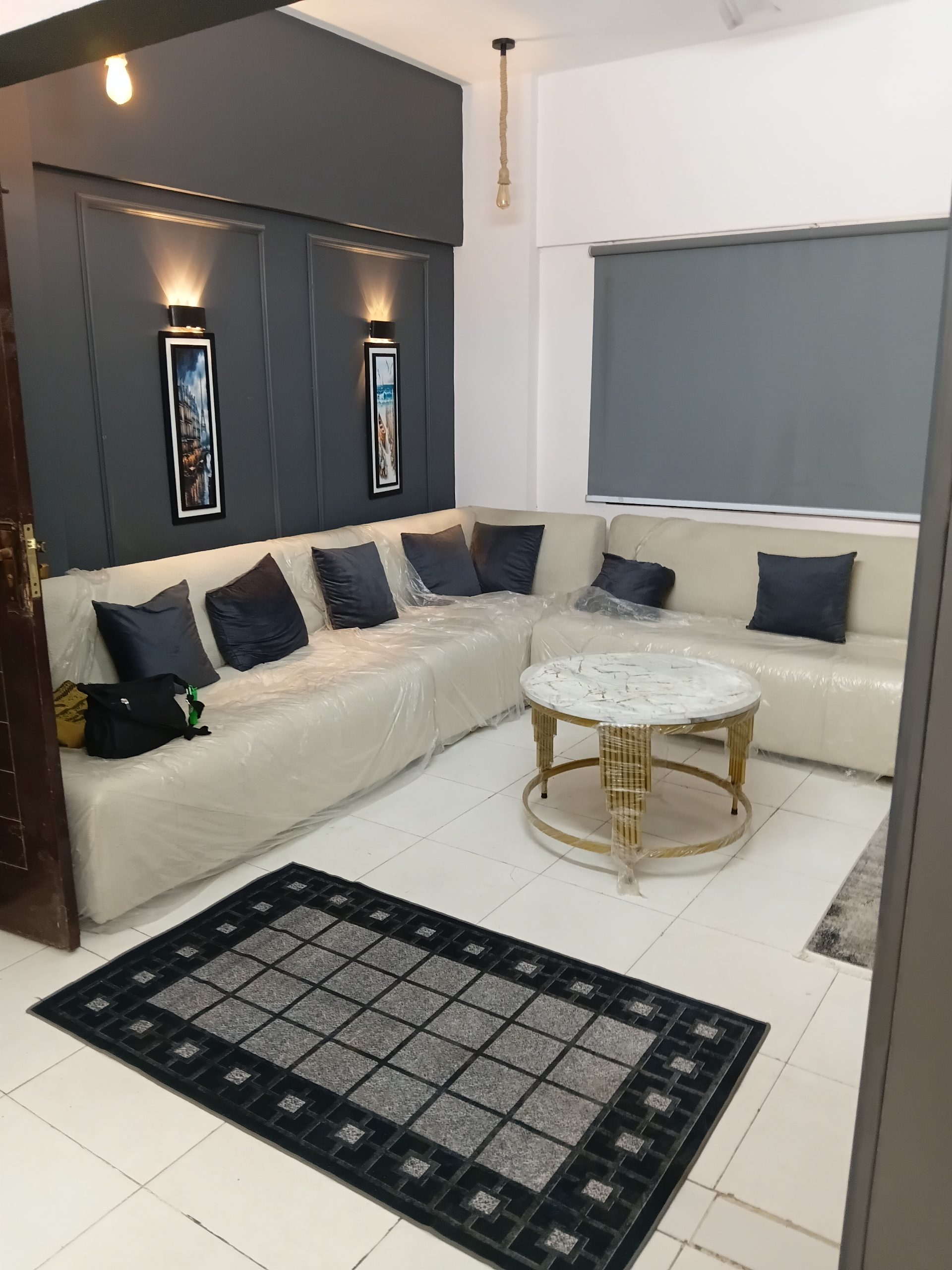 Studio apartment with one bedroom one livingroom,one washroom and one kitchen