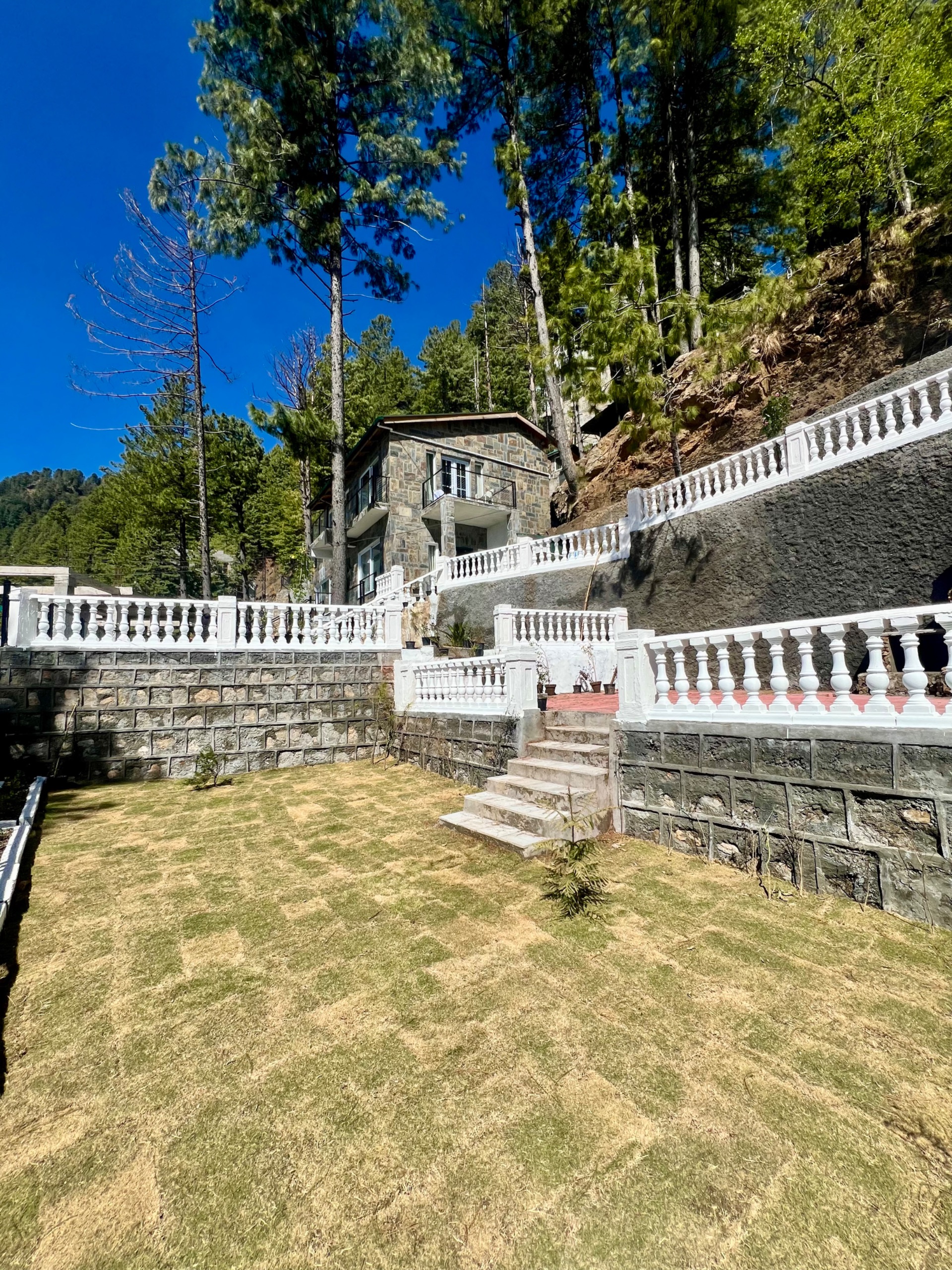 Mushkpuri Terraces