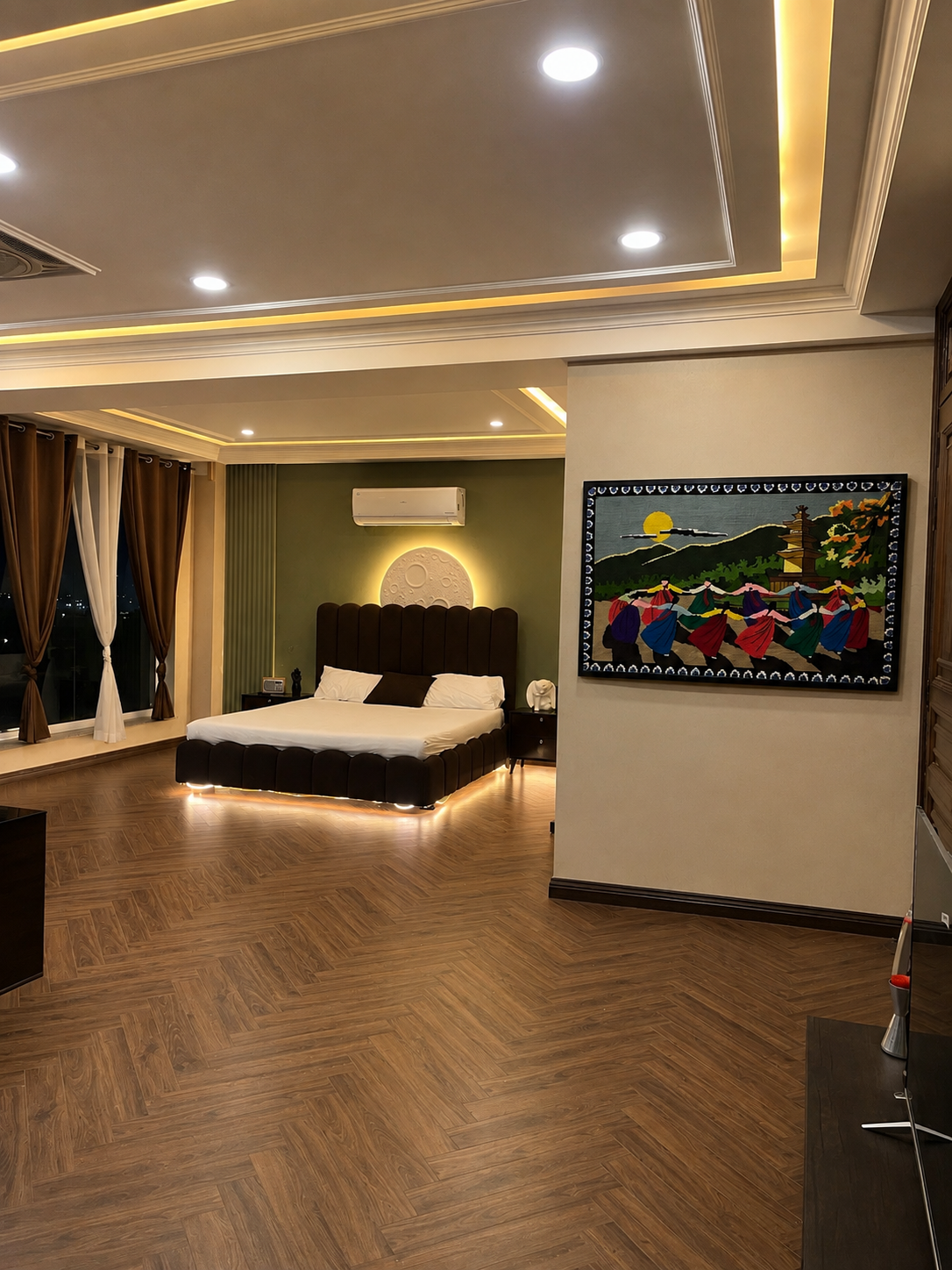 TOP VIEW + LUXURY APT+ JUCCUZI