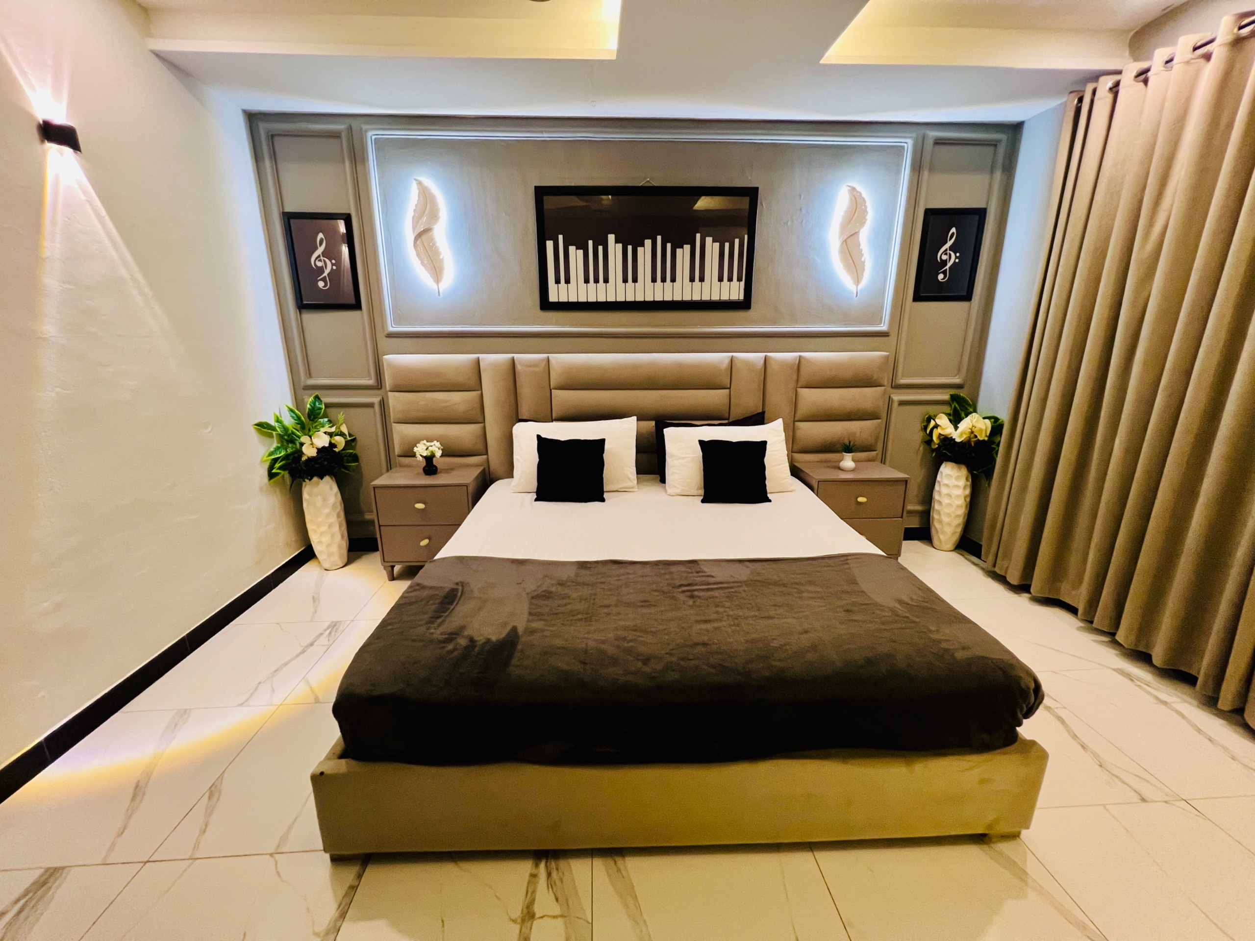 “ Peaceful Luxury 1BHK | Fast Wifi | Free Parking”