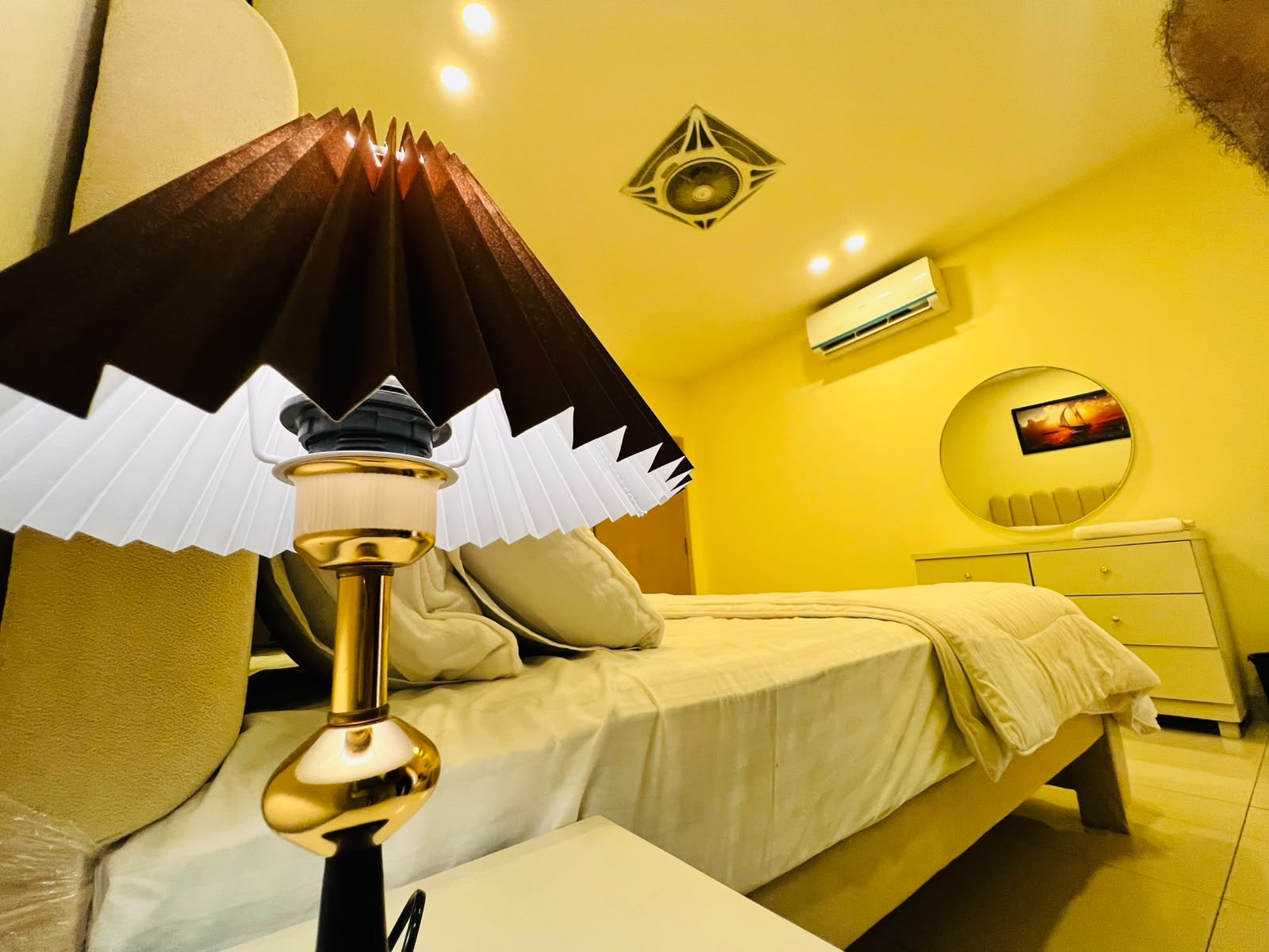 Modern Luxury 2-Bedroom Apartment in Islamabad