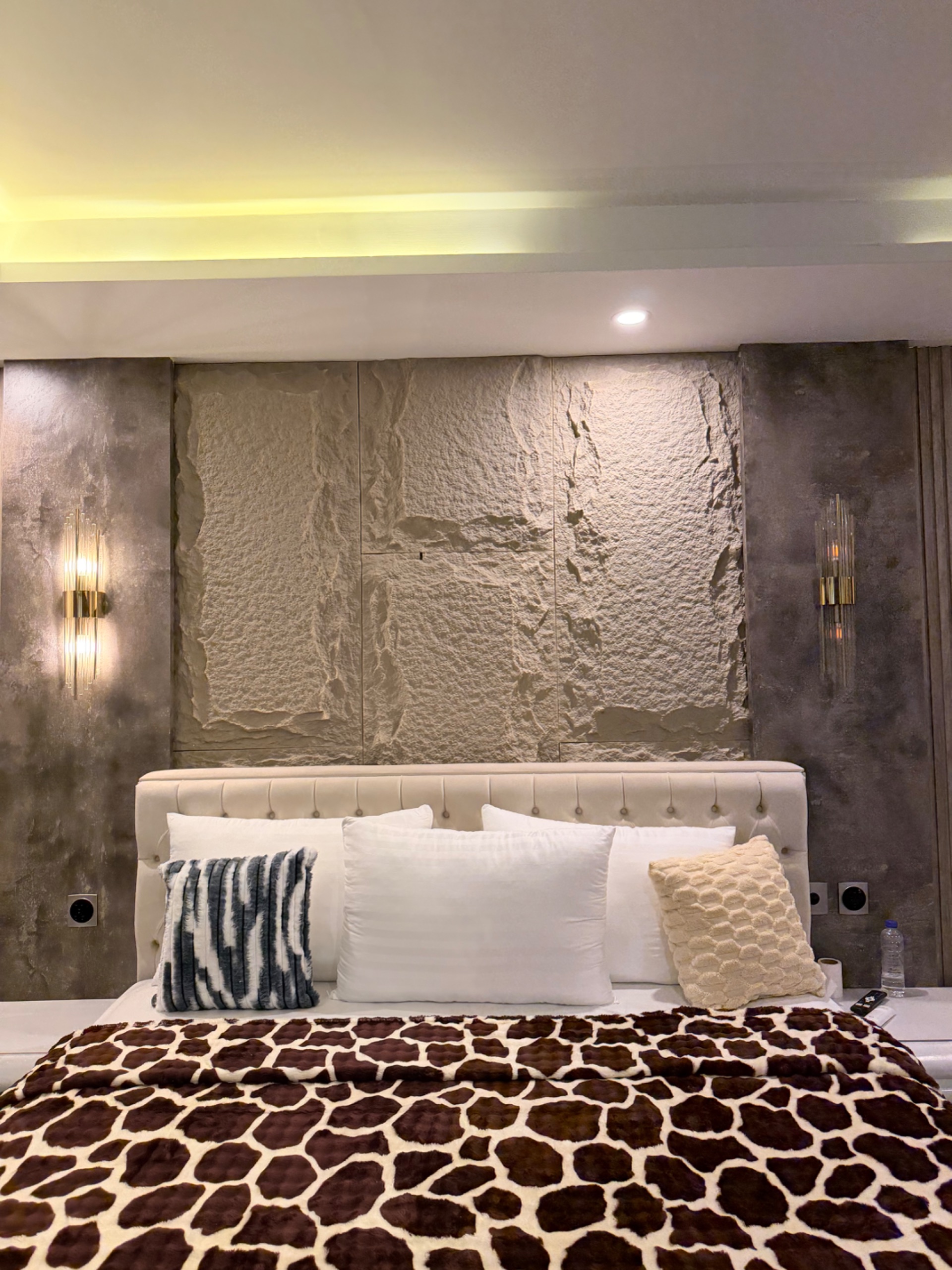 1BHK Apartment in F10