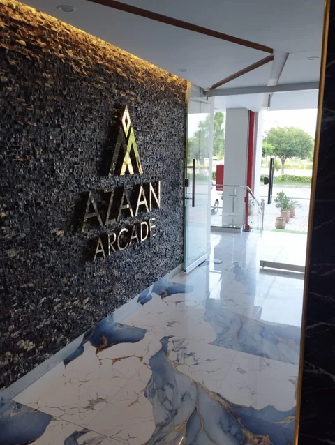 Cozy Studio Apartment in Bahria Enclave