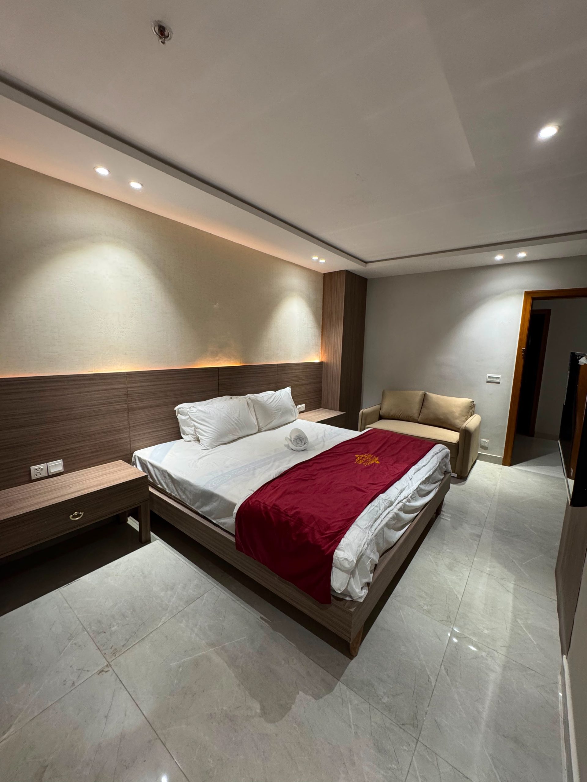 Luxury Studio Serviced Apartment