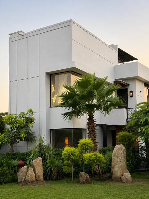 4-Kanal Farmhouse | 2 BHK | Lawn For Events | Gulberg Greens Islamabad