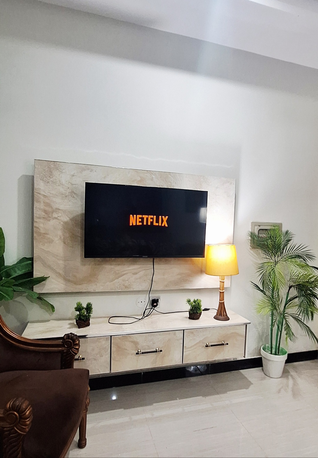 Twobed Private apartment H.13